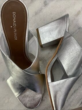 Donald J Pliner Metallic Silver Leather Crossover Block Heel Mules